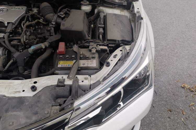 Used Toyota Corolla 2017 Revised Version 1.2T S-CVT GL Engine Bay Left
