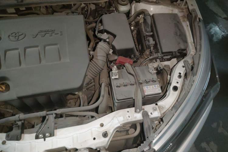 Used Toyota Corolla 2017 1.6L CVT GL Engine Bay Left
