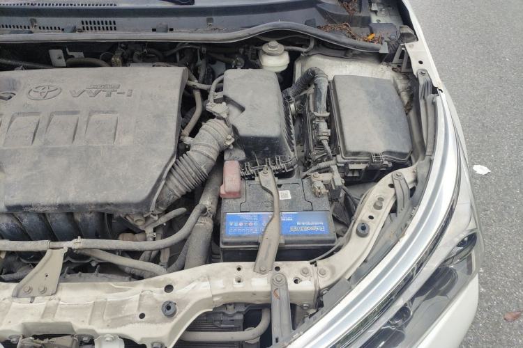 Used Toyota Corolla 2017 Revised Version 1.6L S-CVT GL Engine Bay Left