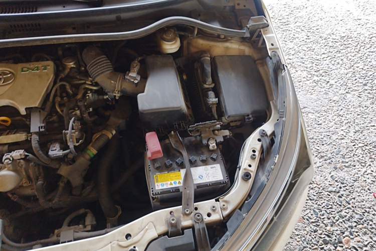 Used Toyota Corolla 2017 1.2T CVT GL Engine Bay Left