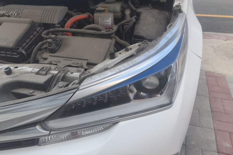 Used Toyota Corolla 2017 Revised Dual-Engine 1.8L E-CVT Leading Edition Engine Bay Left