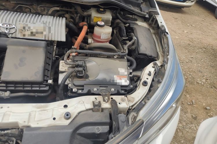 Used Toyota Corolla 2017 Revised Dual-Engine 1.8L E-CVT Leading Edition Engine Bay Left