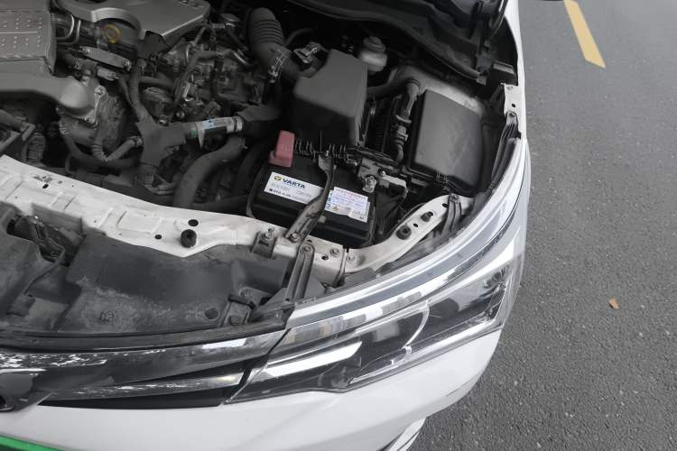 Used Toyota Corolla 2017 Revised Version 1.2T S-CVT GL Engine Bay Left