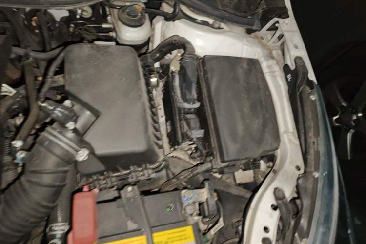 Used Toyota Corolla 2017 1.6L CVT GL Engine Bay Left