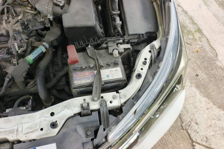 Used Toyota Corolla 2017 Revised Version 1.2T S-CVT GL Engine Bay Left