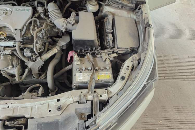 Used Toyota Corolla 2017 1.2T CVT GL-i Engine Bay Left
