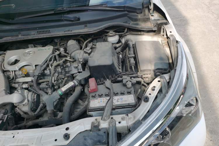 Used Toyota Corolla 2017 1.2T Manual GL Engine Bay Left