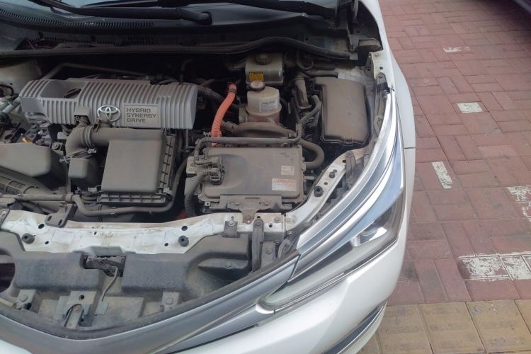Used Toyota Corolla 2017 Revised Dual-Engine 1.8L E-CVT Elite Edition Engine Bay Left