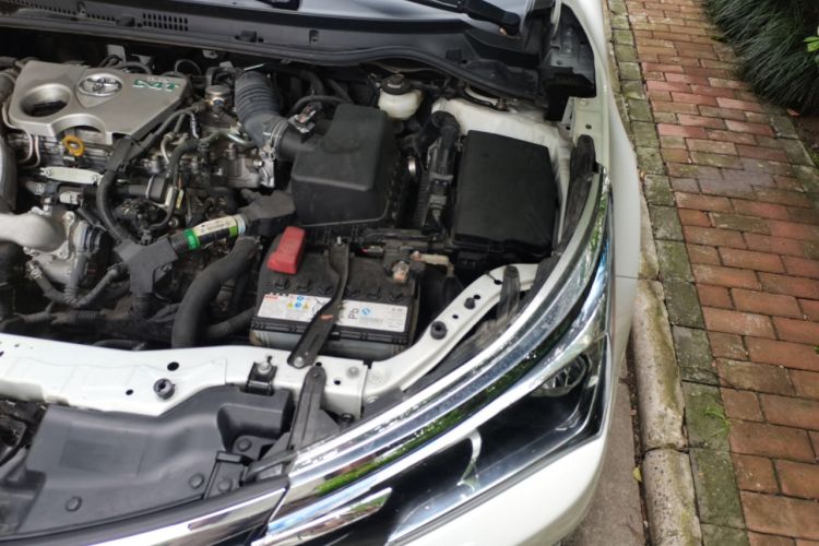 Used Toyota Corolla 2017 Revised Version 1.2T S-CVT GL Engine Bay Left