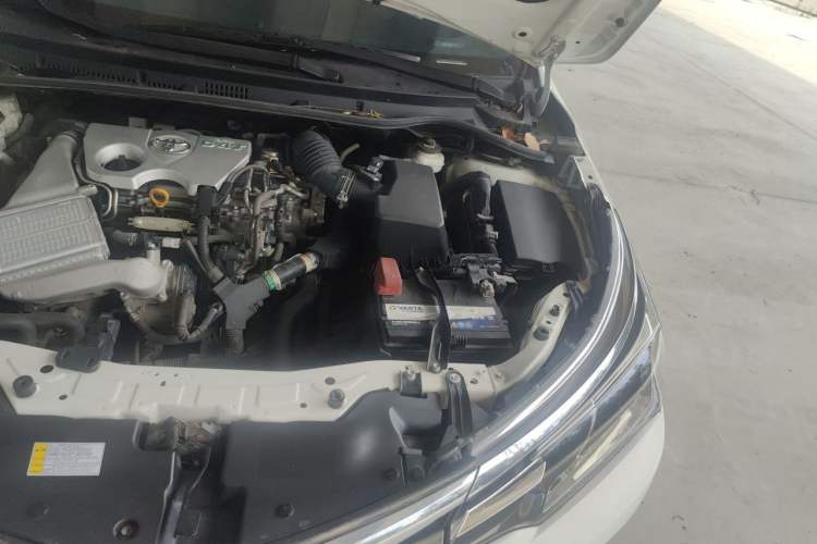 Used Toyota Corolla 2017 Revised Version 1.2T S-CVT GL-i Engine Bay Left