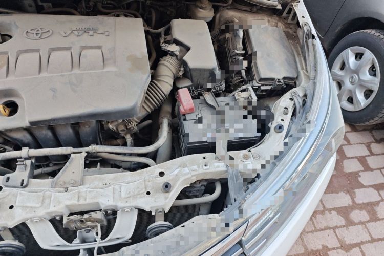 Used Toyota Corolla 2017 1.6L CVT GL Engine Bay Left