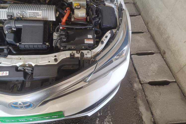 Used Toyota Corolla 2017 Revised Dual-Engine 1.8L E-CVT Elite Edition Engine Bay Left