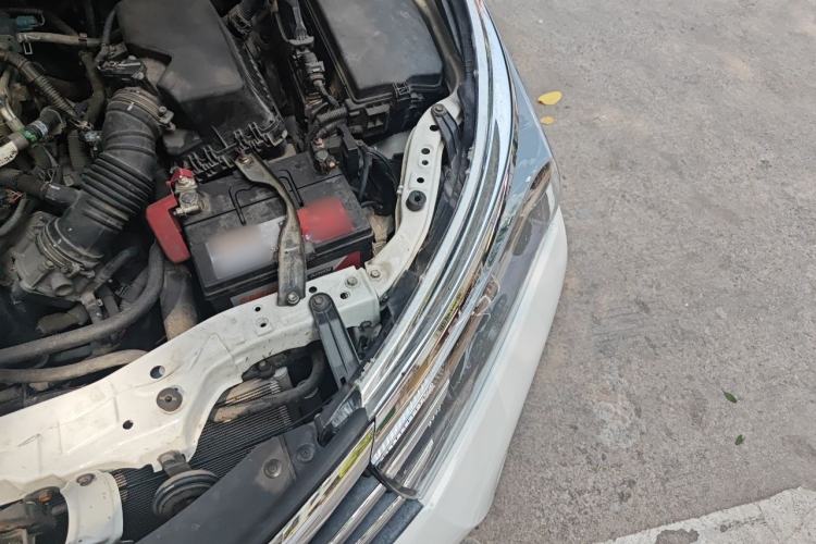 Used Toyota Corolla 2017 Revised Version 1.6L S-CVT GL Engine Bay Left