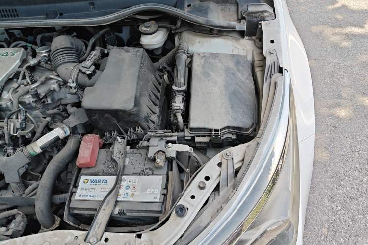 Used Toyota Corolla 2017 1.2T CVT GL Engine Bay Left