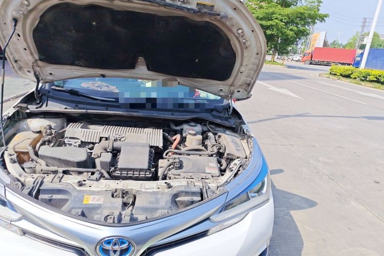 Used Toyota Corolla 2017 Revised Dual-Engine 1.8L E-CVT Leading Edition Engine Bay Left