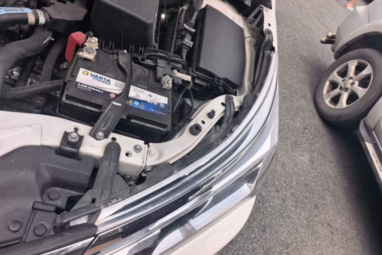 Used Toyota Corolla 2017 Revised Version 1.2T S-CVT GL Engine Bay Left
