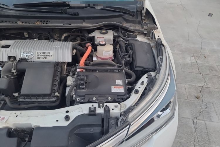 Used Toyota Corolla 2017 Revised Dual-Engine 1.8L E-CVT Elite Edition Engine Bay Left