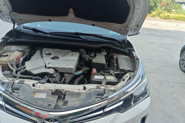 Used Toyota Corolla 2017 Revised Version 1.2T Manual GL Engine Bay Left