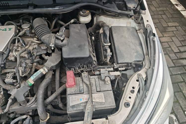 Used Toyota Corolla 2017 Revised Version 1.2T S-CVT GL Engine Bay Left