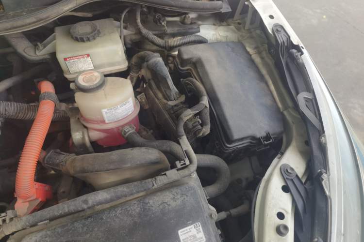 Used Toyota Corolla 2017 Revised Dual-Engine 1.8L E-CVT Leading Edition Engine Bay Left