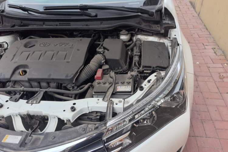 Used Toyota Corolla 2017 Revised Version 1.6L Manual GL Engine Bay Left