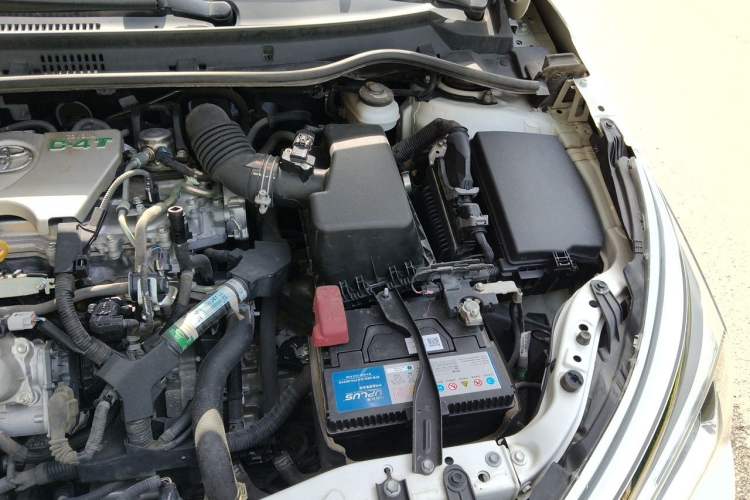 Used Toyota Corolla 2017 1.2T CVT GL Engine Bay Left