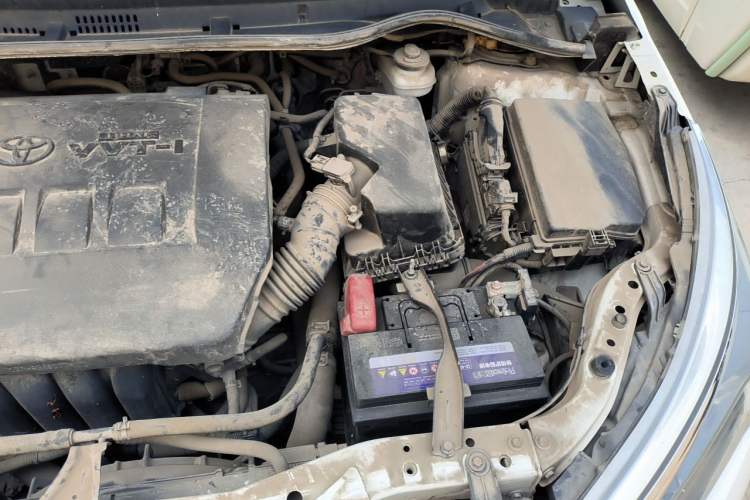 Used Toyota Corolla 2017 Revised Version 1.6L S-CVT GL Engine Bay Left