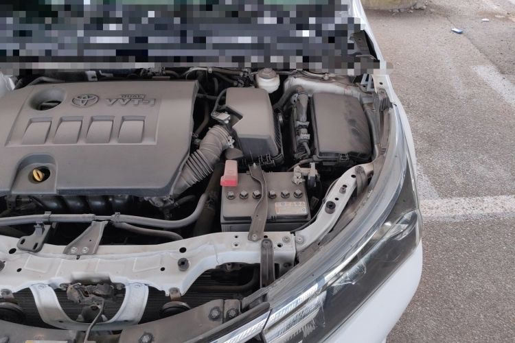 Used Toyota Corolla 2017 Revised Version 1.6L S-CVT GL Engine Bay Left