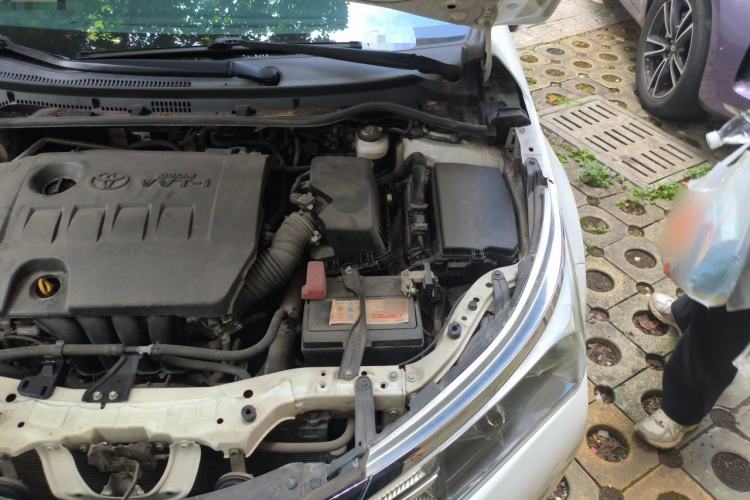 Used Toyota Corolla 2017 1.6L CVT GL Engine Bay Left