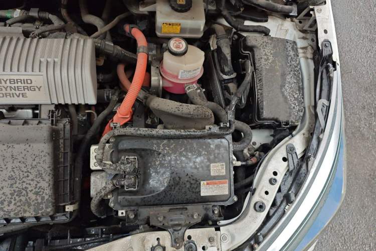 Used Toyota Corolla 2017 Revised Dual-Engine 1.8L E-CVT Leading Edition Engine Bay Left