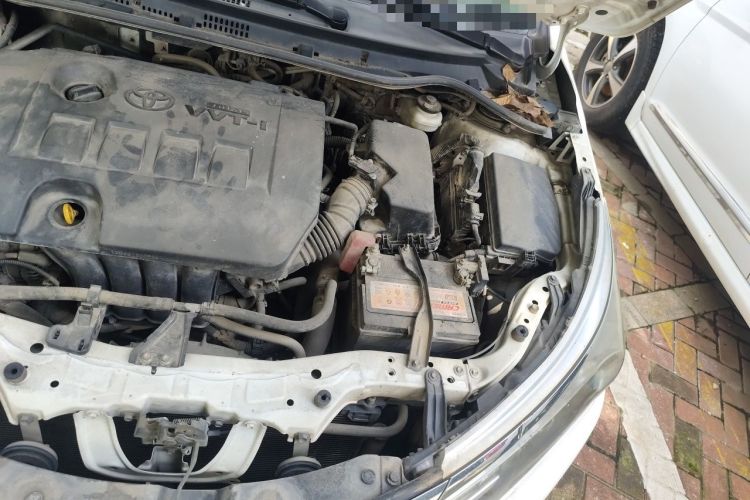 Used Toyota Corolla 2017 1.6L CVT GL Engine Bay Left