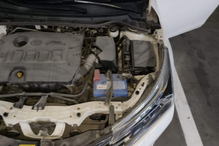 Used Toyota Corolla 2017 1.6L CVT GL Engine Bay Left