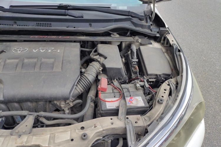 Used Toyota Corolla 2017 1.6L CVT GL Engine Bay Left