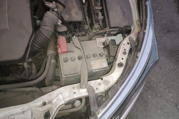Used Toyota Corolla 2017 1.6L CVT GL Engine Bay Left