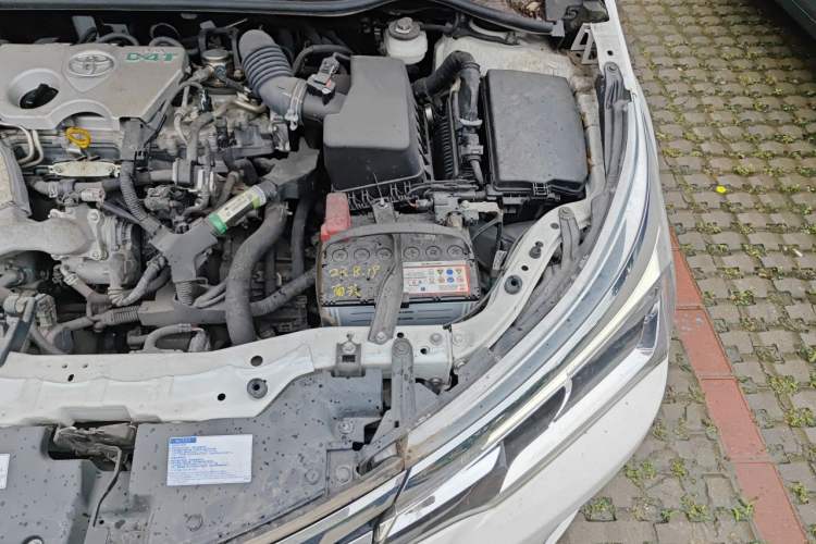 Used Toyota Corolla 2017 Revised Version 1.2T S-CVT GL-i Engine Bay Left