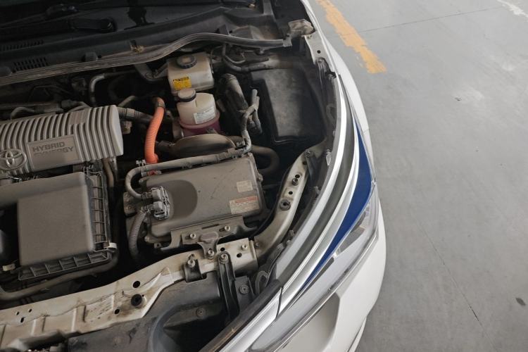 Used Toyota Corolla 2017 Revised Dual-Engine 1.8L E-CVT Elite Edition Engine Bay Left