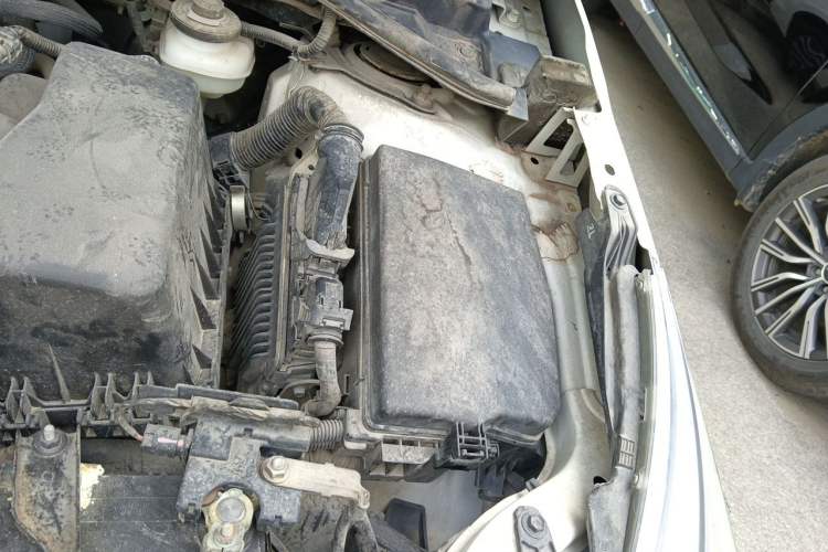Used Toyota Corolla 2017 1.2T CVT GL Engine Bay Left