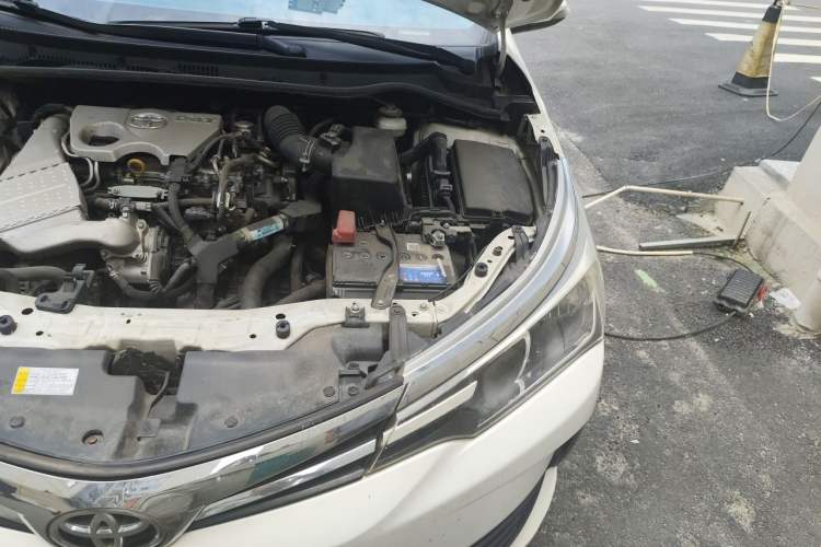 Used Toyota Corolla 2017 Revised Version 1.2T S-CVT GL Engine Bay Left