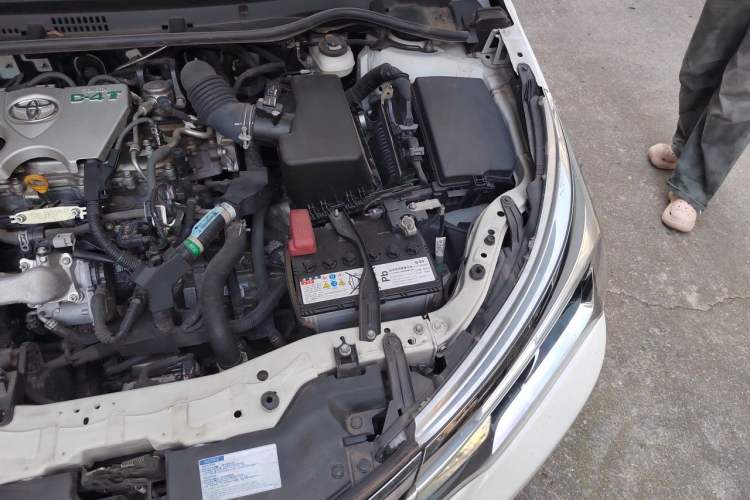 Used Toyota Corolla 2017 Revised Version 1.2T S-CVT GL Engine Bay Left