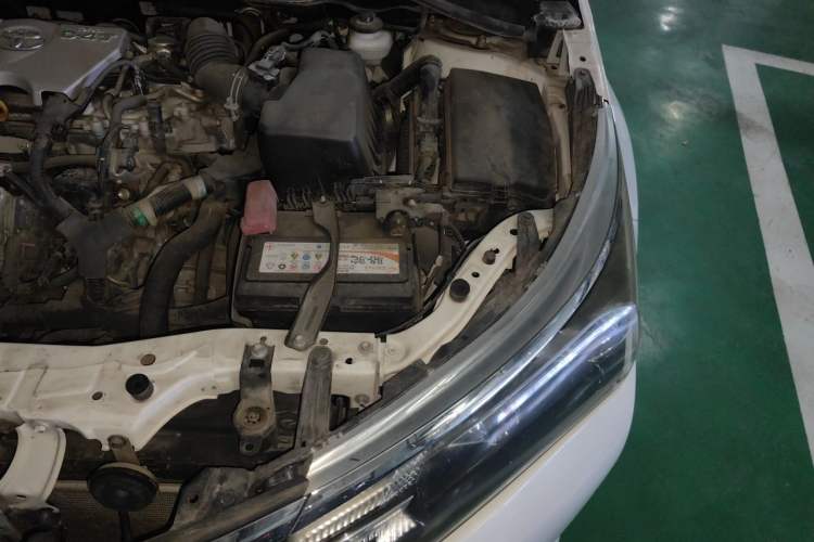 Used Toyota Corolla 2017 1.2T CVT GL Engine Bay Left