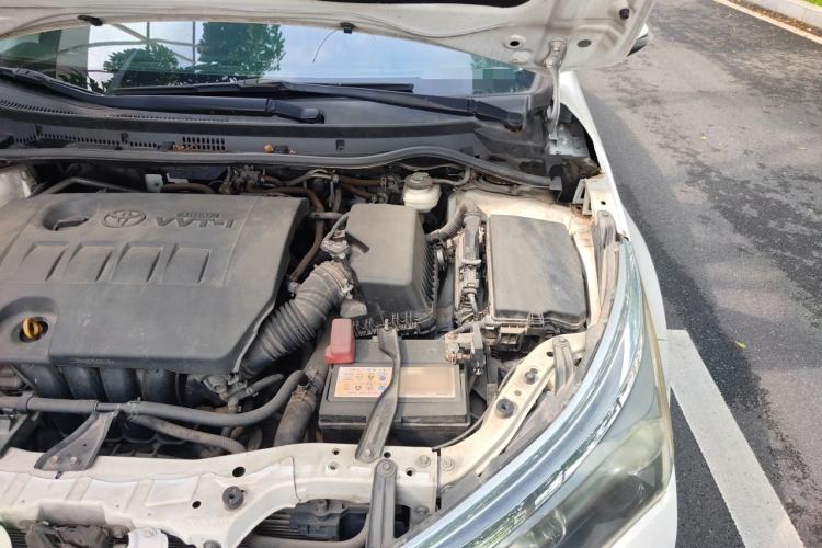 Used Toyota Corolla 2017 Revised Version 1.6L S-CVT GL Engine Bay Left