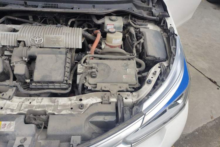 Used Toyota Corolla 2017 Revised Dual-Engine 1.8L E-CVT Leading Edition Engine Bay Left