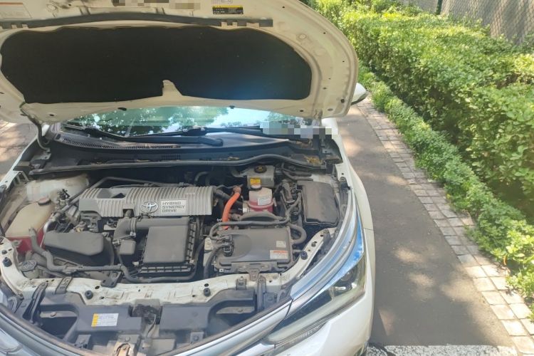 Used Toyota Corolla 2017 Revised Dual-Engine 1.8L E-CVT Elite Edition Engine Bay Left