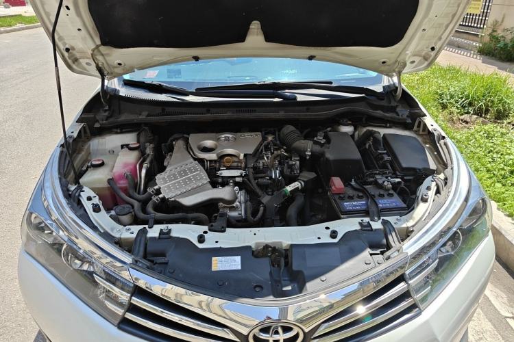 Used Toyota Corolla 2017 1.2T CVT GL Engine Bay