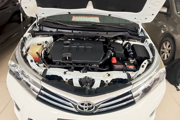 Used Toyota Corolla 2017 1.6L CVT GL Engine Bay