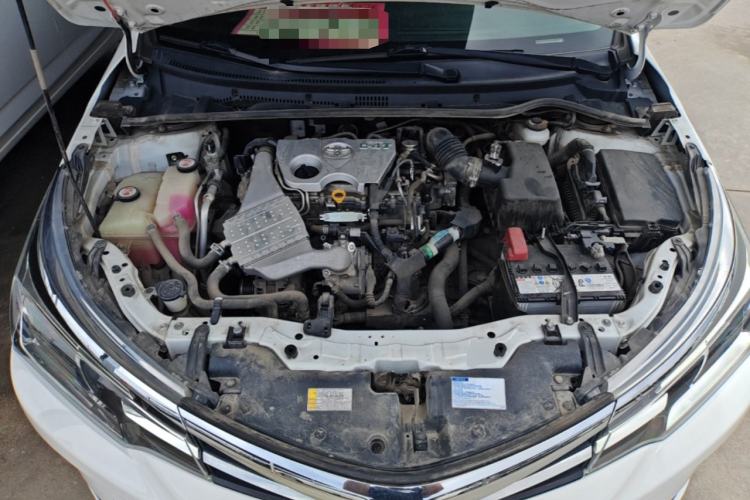 Used Toyota Corolla 2017 Revised Version 1.2T S-CVT GL Engine Bay