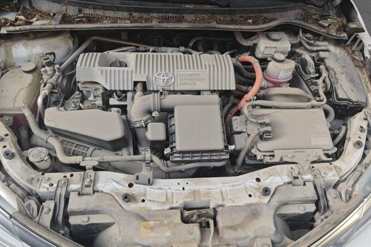 Used Toyota Corolla 2017 Revised Dual-Engine 1.8L E-CVT Leading Edition Engine Bay