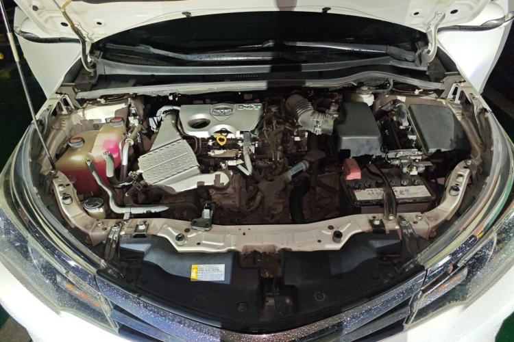 Used Toyota Corolla 2017 Revised Version 1.2T S-CVT GL-i Engine Bay