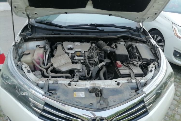 Used Toyota Corolla 2017 1.2T CVT GL Engine Bay