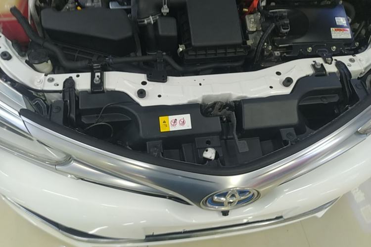 Used Toyota Corolla 2017 Revised Dual-Engine 1.8L E-CVT Leading Edition Engine Bay